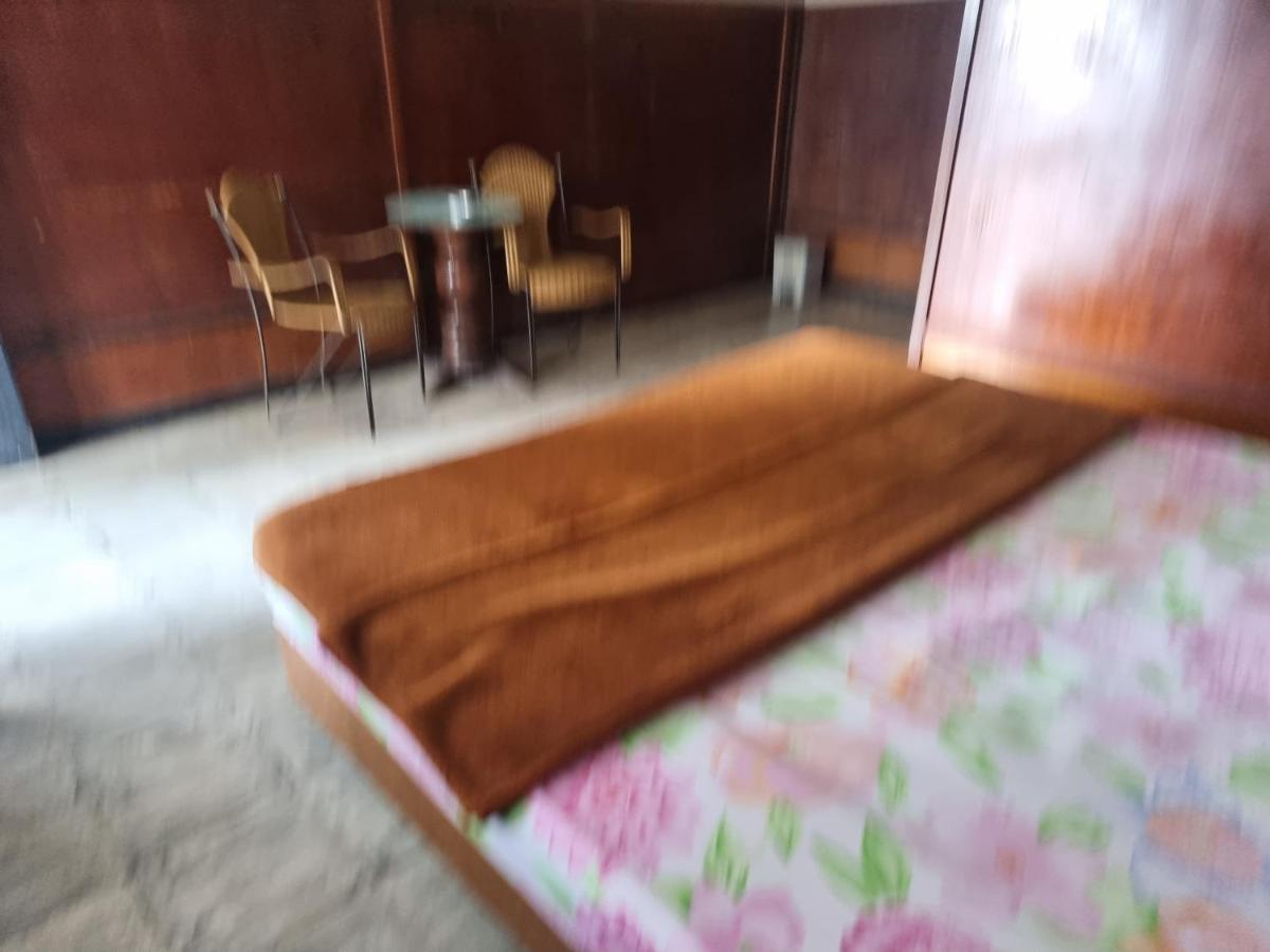 Oyo 93062 Sibayak Multinational Rest House Berastagi Bagian luar foto